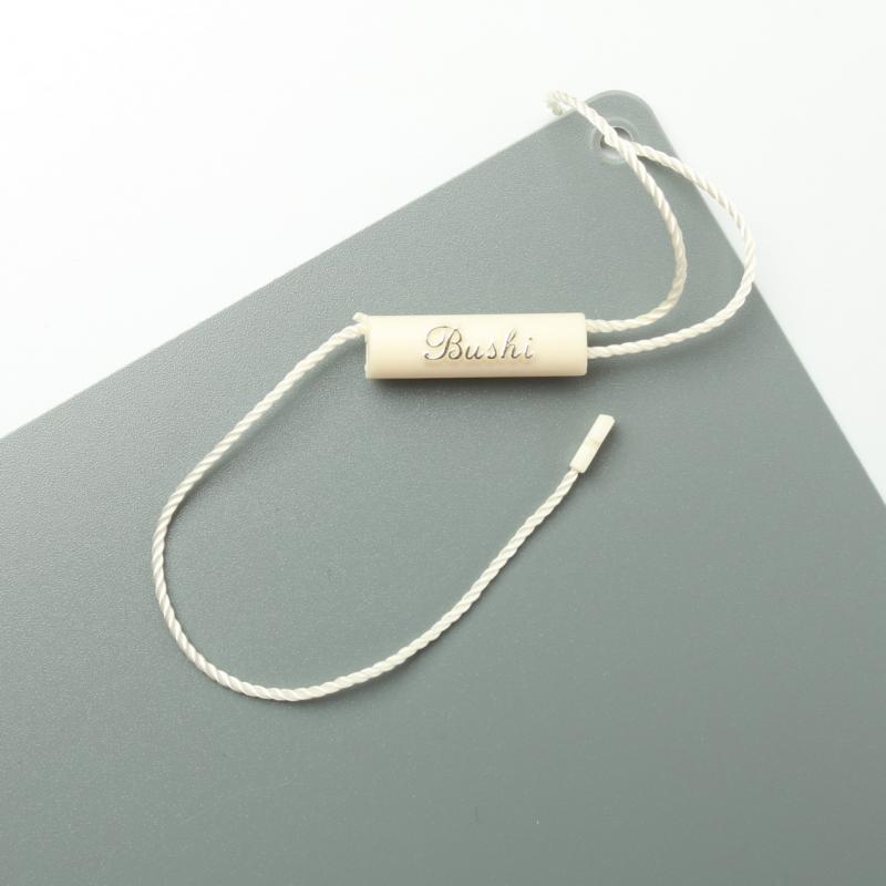 Cylinder-Shaped Embossed Logos Hang Tags String