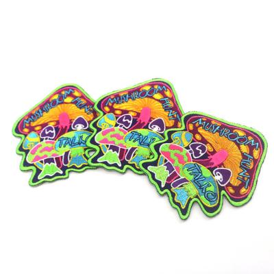 Popular Cloth Badges Custom Applique Hawaii Cute Mushroom Cartoon Logo Embroidery Patches